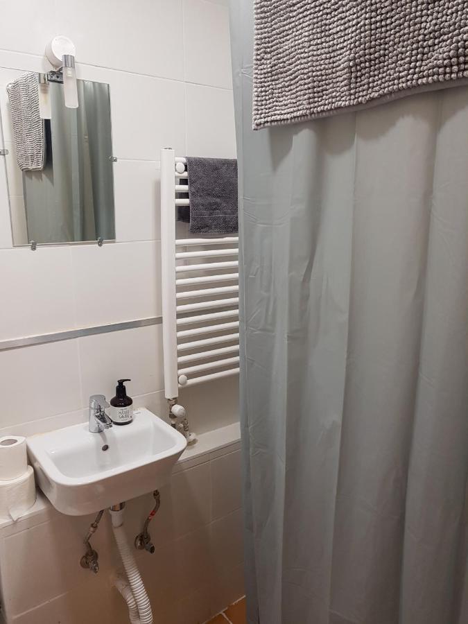 Waves Guesthouse San Sebastian Ngoại thất bức ảnh